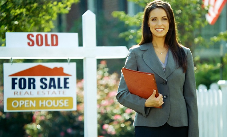 What Dress Style Should Real Estate Agents Wear?